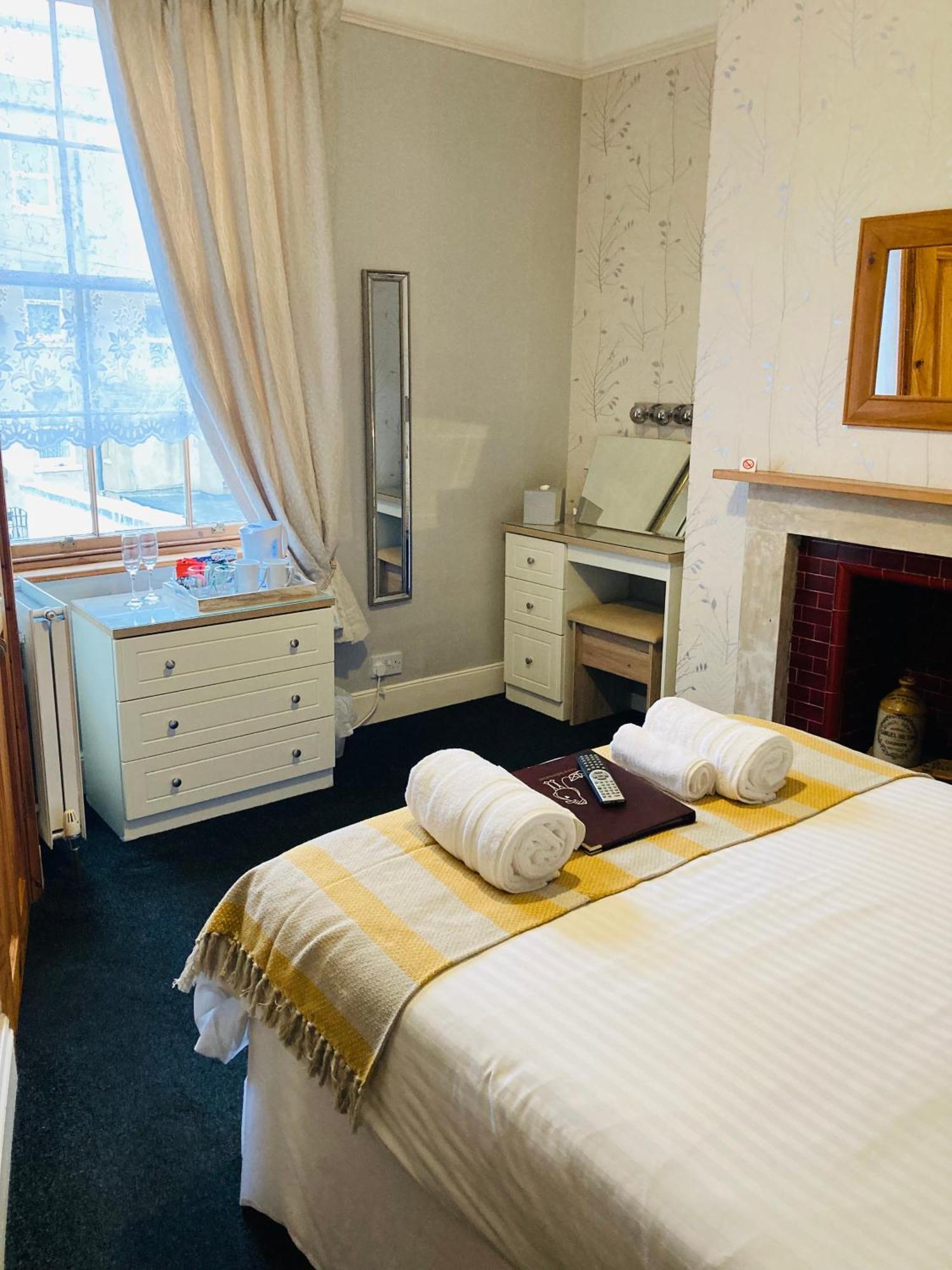 The Pathway Guesthouse Whitby Bagian luar foto